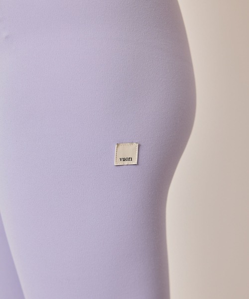 Vuori（ヴオリ）の「【VUORI】AllTheFeels Legging スポーツレギンス（レギンス/スパッツ・レディース・ネイビー/ブラック/パープル・S/M）」の13枚目の写真