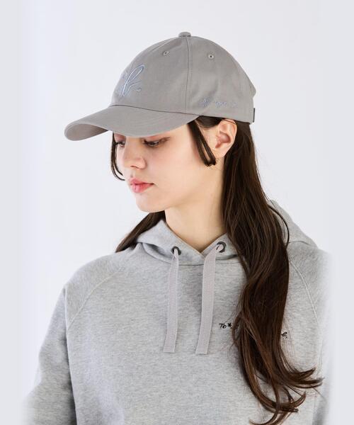 To b. by agnes b.（トゥービーバイアニエスベー）の「”To b.” ビッグロゴ 刺繍 キャップ（キャップ・レディース・グレー・FREE）」の8枚目の写真