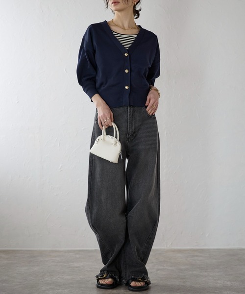 each（イーチ）の「ゴールドボタンスポンディツシュVネックカーデ（カーディガン/ボレロ・レディース・ネイビー/グレー/グリーン/ホワイト/ブラウン・FREE）」の13枚目の写真