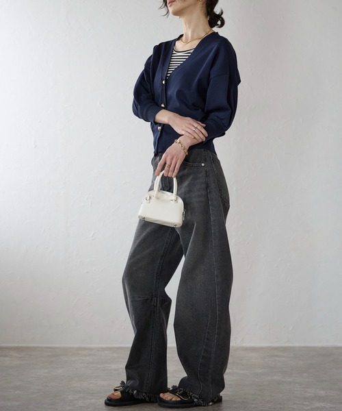 each（イーチ）の「ゴールドボタンスポンディツシュVネックカーデ（カーディガン/ボレロ・レディース・ネイビー/グレー/グリーン/ホワイト/ブラウン・FREE）」の14枚目の写真