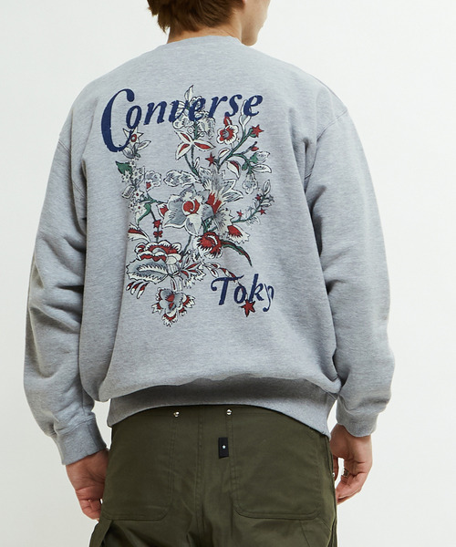 CONVERSE TOKYO（コンバーストウキョウ）の「PIGMENT DYE FLOWER LOGO SWEAT（スウェット・レディース・グレー/ピンク/ブラック・MEDIUM/SMALL）」の6枚目の写真
