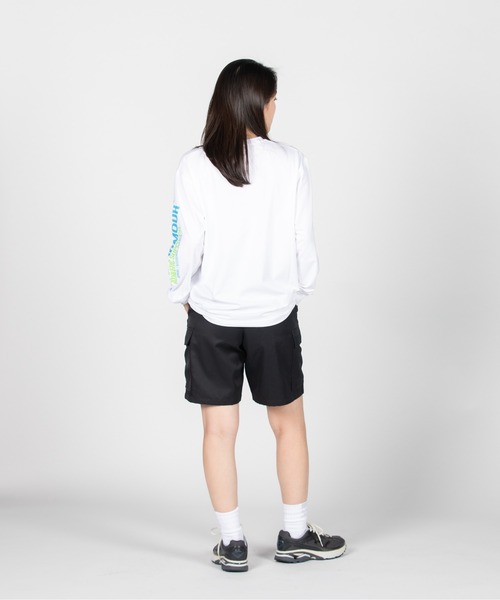 UNDER ARMOUR（アンダーアーマー）の「UAモチベート グラフィック ロングスリーブ Tシャツ（トレーニング/メンズ）（Tシャツ/カットソー・メンズ・ホワイト・3XL/L/S/M/XL/2XL/4XL/5XL）」の8枚目の写真
