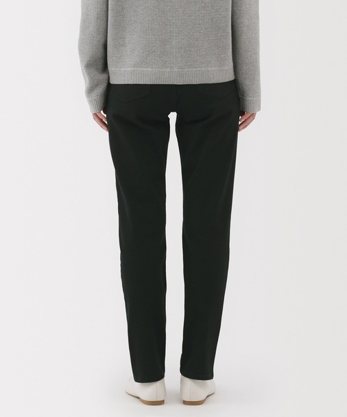 無印良品（ムジルシリョウヒン）の「婦人　ストレッチデニムスリムストレートパンツ　黒（デニムパンツ・レディース・ブラック・27inch/26inch/25inch/23inch/24inch/28inch）」の4枚目の写真