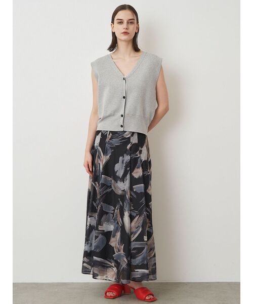 ELENDEEK（エレンディーク）の「ペインティングパターンフレアスカート（スカート・レディース・グリーン/ブラック・01/02）」の13枚目の写真