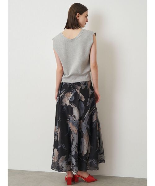 ELENDEEK（エレンディーク）の「ペインティングパターンフレアスカート（スカート・レディース・グリーン/ブラック・01/02）」の15枚目の写真