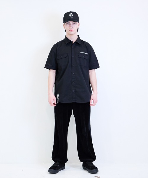 [W] by VIRGOwearworks（ダブリューバイヴァルゴウェアーワークス）の「Face Logo W-Shirts（シャツ/ブラウス・メンズ・ブラック×シルバー/ブラック×ホワイト・MEDIUM/LARGE/X-LARGE）」の15枚目の写真