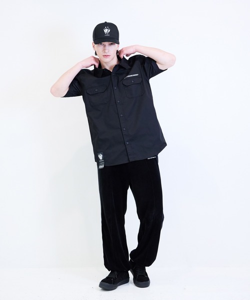 [W] by VIRGOwearworks（ダブリューバイヴァルゴウェアーワークス）の「Face Logo W-Shirts（シャツ/ブラウス・メンズ・ブラック×シルバー/ブラック×ホワイト・MEDIUM/LARGE/X-LARGE）」の12枚目の写真