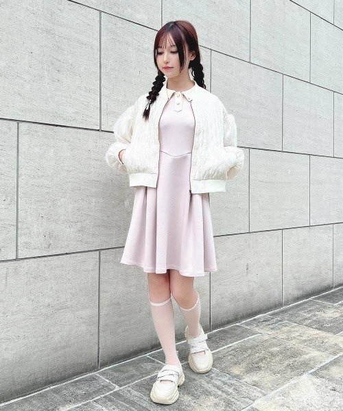 F i.n.t(フィント)の「クレリックダンボールニットワンピース/ fint フィント(ワンピース・レディース・ライトピンク/チャコールグレー・FREE)」の20枚目の写真