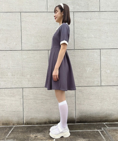 F i.n.t(フィント)の「クレリックダンボールニットワンピース/ fint フィント(ワンピース・レディース・ライトピンク/チャコールグレー・FREE)」の13枚目の写真