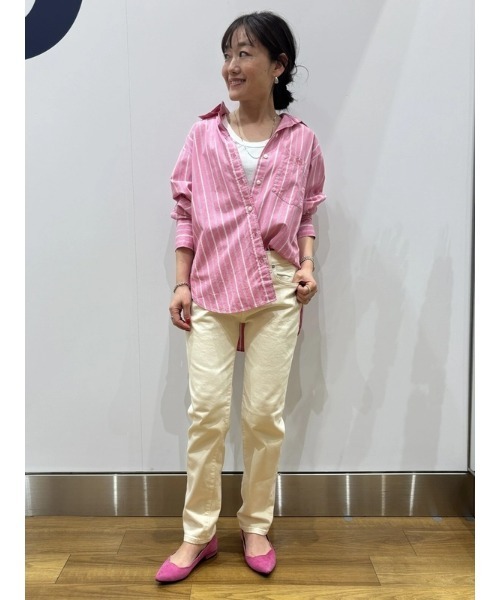 GAP(ギャップ)の「ミッドライズ クラシック ストレートデニム(デニムパンツ・レディース・アイボリー・29/26/30/24/28/27/25/23)」の10枚目の写真