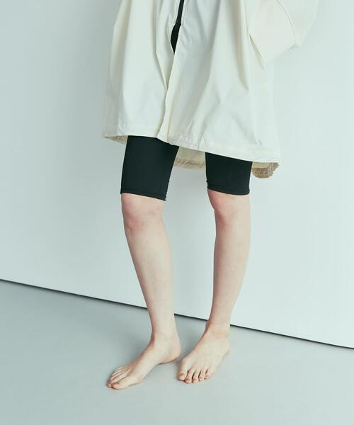 URBAN RESEARCH(アーバンリサーチ)の「『2サイズ展開』『UVカット』Swim URBAN RESEARCH スイムスパッツ(水着・レディース・ブラック・S/M/M/L)」の2枚目の写真