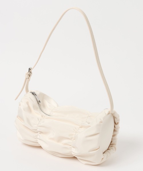 Heather（ヘザー）の「ドラムナイロンBAG　450354（ショルダーバッグ・レディース・アイボリー/レッド/ブラック・ONE SIZE）」の21枚目の写真