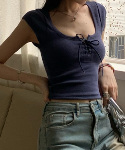 Teem Store(チームストア)の「ヘンリーネックレースアップリボンピチリブノースリーブT(Tシャツ/カットソー・レディース・ブラック/ネイビー/ホワイト・S/M)」の8枚目の写真