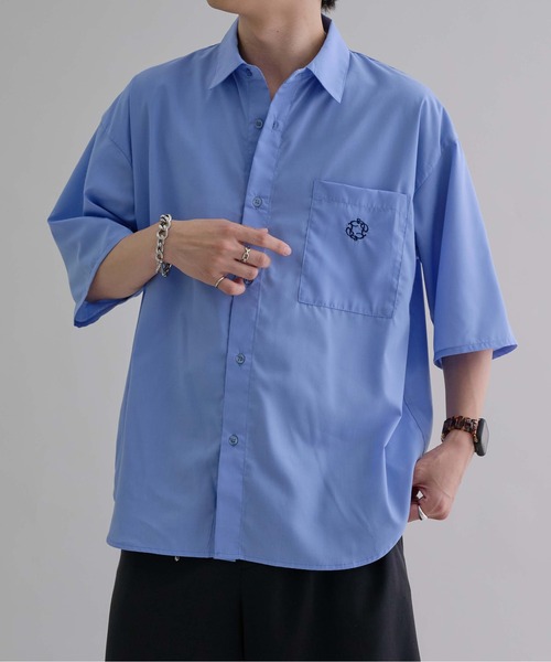 epnok（エプノック）の「ベーシックルーズ半袖シャツ（シャツ/ブラウス・メンズ・ブルー/オフホワイト/ブラック系2/チャコールグレー/ブラック/グレー系2/ブラック系1/グレー系1/ネイビー系1/ブルー系1/ブラック系3/ホワイト系1/グレー系3/ブラック系4/ブルー系2/ダークグレー/ピンク/グレイッシュベージュ・SMALL/MEDIUM/LARGE）」の16枚目の写真