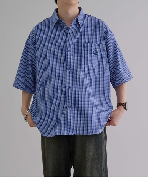 epnok（エプノック）の「ベーシックルーズ半袖シャツ（シャツ/ブラウス・メンズ・ブルー/オフホワイト/ブラック系2/チャコールグレー/ブラック/グレー系2/ブラック系1/グレー系1/ネイビー系1/ブルー系1/ブラック系3/ホワイト系1/グレー系3/ブラック系4/ブルー系2/ダークグレー/ピンク/グレイッシュベージュ・SMALL/MEDIUM/LARGE）」の17枚目の写真