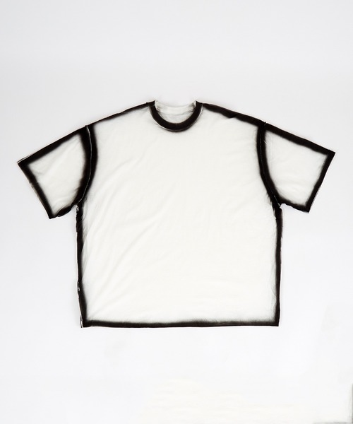 a.p.o.v.（エーピーオービー）の「a.p.o.v. 縁取りスプレーペインティングオーバーサイズTシャツ（Tシャツ/カットソー・メンズ・ブラック/ホワイト・ONESIZE）」の10枚目の写真