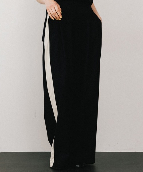 LA BELLE ETUDE（ラベルエチュード）の「アシメサイドラインデザインパンツ（その他パンツ・レディース・ブラウン/ピンク/ブラック・0/1）」の21枚目の写真