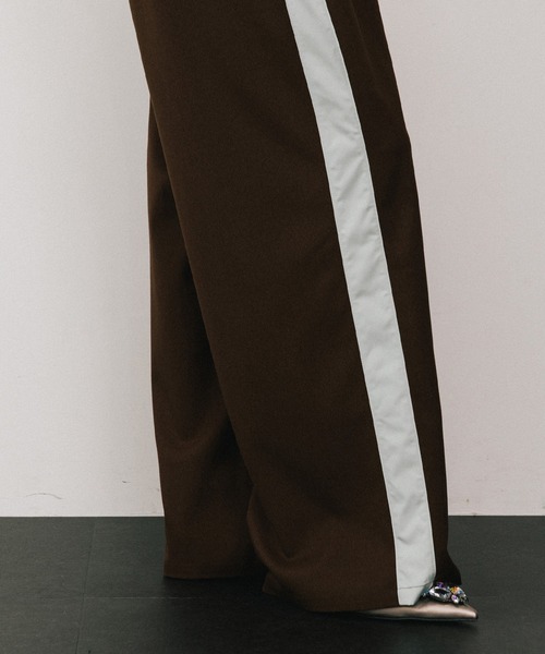 LA BELLE ETUDE（ラベルエチュード）の「アシメサイドラインデザインパンツ（その他パンツ・レディース・ブラウン/ピンク/ブラック・0/1）」の13枚目の写真