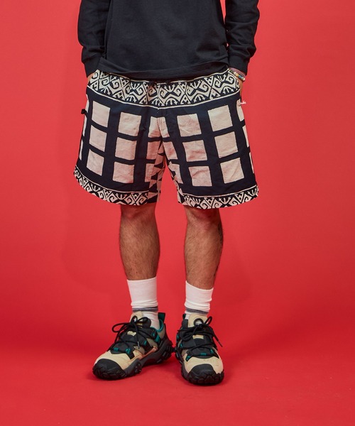 BURLAP OUTFITTER（バーラップアウトフィッター）の「JAWANDI - SANTAI SHORT BATIK（その他パンツ・メンズ・その他1/その他2・X-LARGE/LARGE）」の3枚目の写真