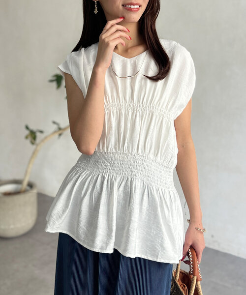 Chez toi（シェトワ）の「ウエストシャーリングスリーブブラウス（シャツ/ブラウス・レディース・ブラック/ホワイト/グリーン・FREE）」の4枚目の写真