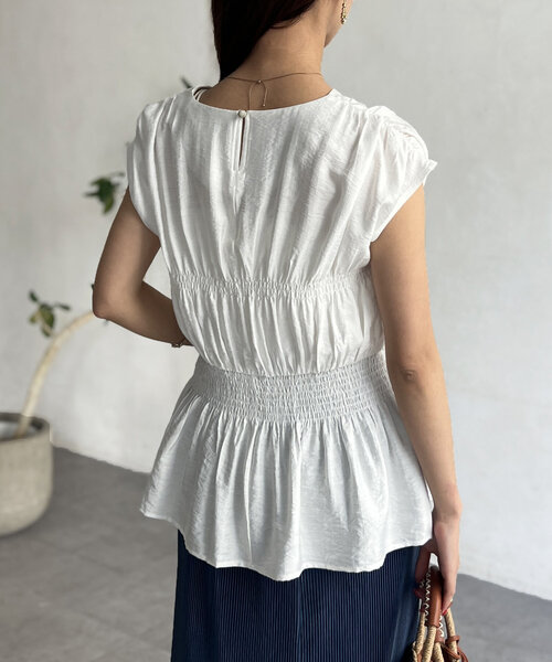 Chez toi（シェトワ）の「ウエストシャーリングスリーブブラウス（シャツ/ブラウス・レディース・ブラック/ホワイト/グリーン・FREE）」の9枚目の写真