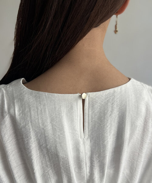 Chez toi（シェトワ）の「ウエストシャーリングスリーブブラウス（シャツ/ブラウス・レディース・ブラック/ホワイト/グリーン・FREE）」の15枚目の写真