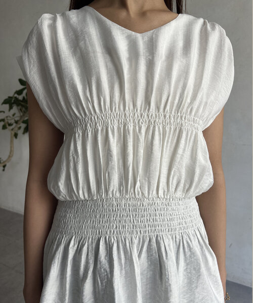 Chez toi（シェトワ）の「ウエストシャーリングスリーブブラウス（シャツ/ブラウス・レディース・ブラック/ホワイト/グリーン・FREE）」の17枚目の写真