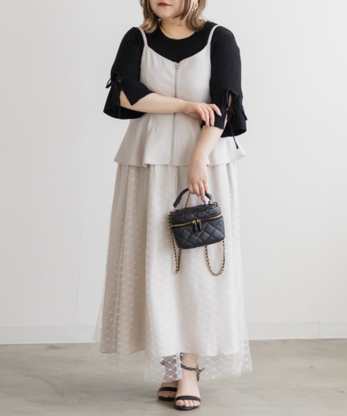 CLETTE(クレット)の「チュール重ねジップキャミワンピース(ワンピース・レディース・グレイッシュベージュ/ブラック・LL/3L/4L)」の13枚目の写真