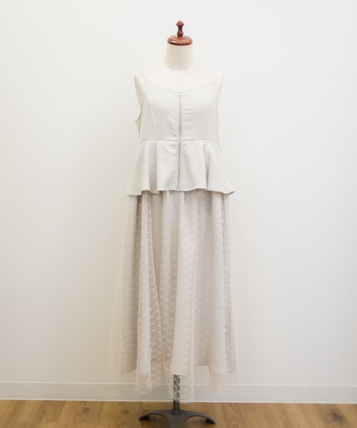 CLETTE(クレット)の「チュール重ねジップキャミワンピース(ワンピース・レディース・グレイッシュベージュ/ブラック・LL/3L/4L)」の18枚目の写真