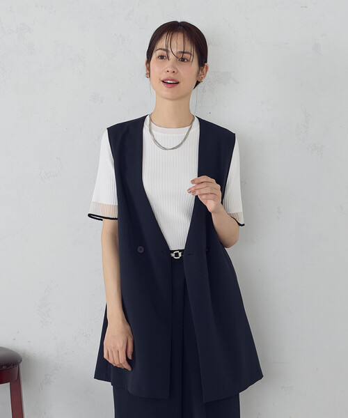 COMME CA ISM(コムサイズム)の「【UVカット・吸水速乾・接触冷感】kireri ノーカラーロングジレ / セットアップ対応(ベスト・レディース・ネイビー/モカ・FREE)」の2枚目の写真