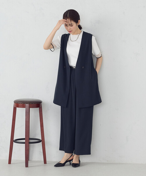 COMME CA ISM(コムサイズム)の「【UVカット・吸水速乾・接触冷感】kireri ノーカラーロングジレ / セットアップ対応(ベスト・レディース・ネイビー/モカ・FREE)」の4枚目の写真