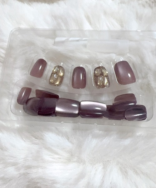 shoppinggo（ショッピングゴー）の「ネイルチップ ショート シンプル（ネイルシール/ネイルチップ・レディース・ゴールド×ブラウン・FREE）」の2枚目の写真