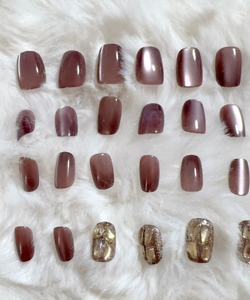 shoppinggo（ショッピングゴー）の「ネイルチップ ショート シンプル（ネイルシール/ネイルチップ・レディース・ゴールド×ブラウン・FREE）」の3枚目の写真