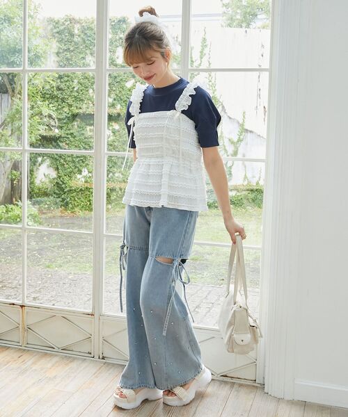 MAJESTIC LEGON(マジェスティックレゴン)の「カットレースリボンキャミソール(キャミソール・レディース・ブラック/オフホワイト/ホワイト系その他・MEDIUM)」の17枚目の写真