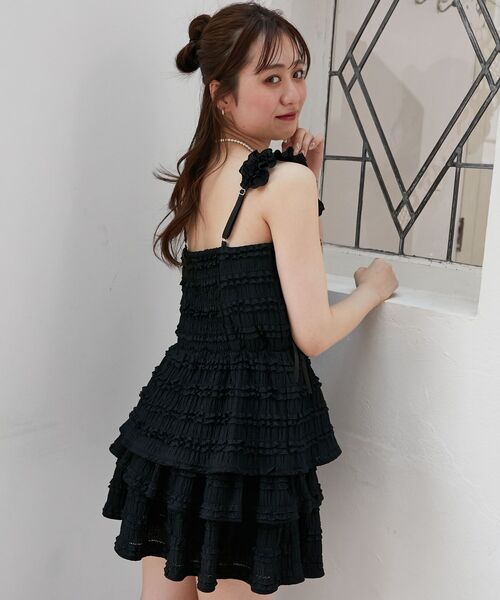 MAJESTIC LEGON(マジェスティックレゴン)の「カットレースリボンキャミソール(キャミソール・レディース・ブラック/オフホワイト/ホワイト系その他・MEDIUM)」の6枚目の写真