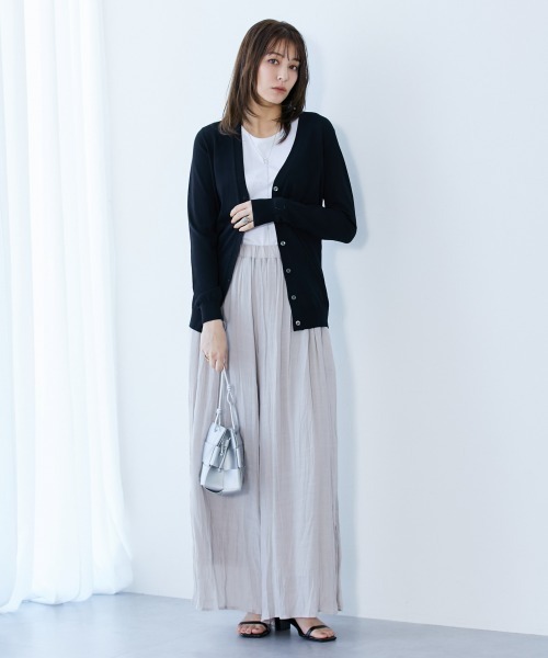 slattgir（スラットジール）の「高身長　【アイスクリーンプレミアム】Vネックカーディガン（持続冷感・毛玉なりにくい・UVカット）（カーディガン/ボレロ・レディース・ブラック/杢グレー/グリーン・LL/3L/4L/5L/M/L）」の6枚目の写真