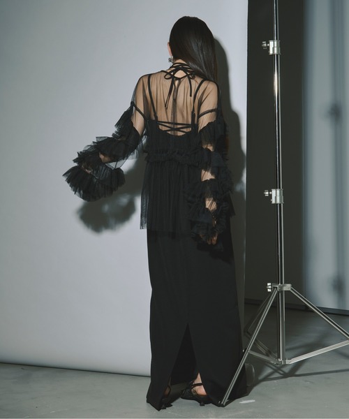 Ezick（エジック）の「Elegant volume sleeves セットキャミ