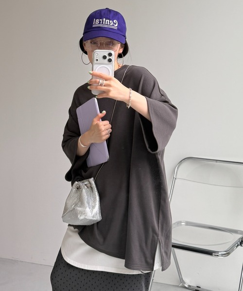 wee9s(ウィークス)の「HANSODE sweatee / スーパールーズライトスウェッティー(半袖)(Tシャツ/カットソー・レディース・スカイブルー/ブラック/アイボリー/グレー/チェリーピンク/ベビーピンク/オレンジ/ターコイズブルー/レッド/ブラック系2/ライトイエロー/ネイビー/ミント/チャコール・FREE)」の5枚目の写真