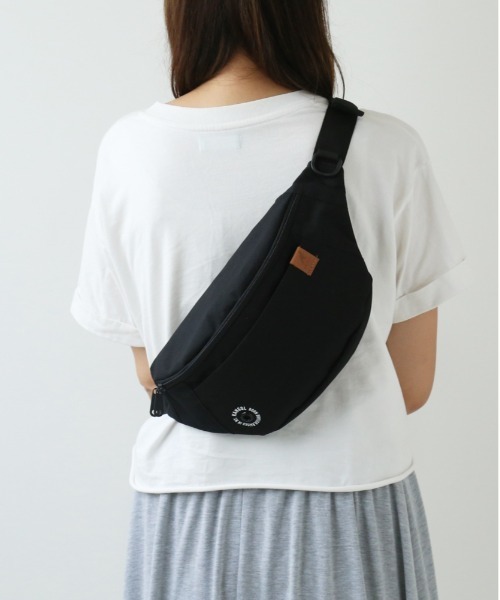 KANGOL（カンゴール）の「KANGOL カンゴール ウェストバッグ 250-3052（ボディバッグ/ウエストポーチ・レディース・カーキ/ブラック・FREE）」の7枚目の写真