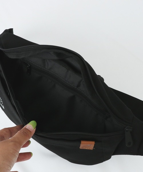 KANGOL（カンゴール）の「KANGOL カンゴール ウェストバッグ 250-3052（ボディバッグ/ウエストポーチ・レディース・カーキ/ブラック・FREE）」の9枚目の写真