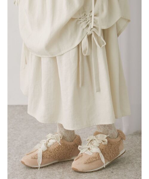 merry jenny（メリージェニー）の「Wリボンフェイクファースニーカー（スニーカー・レディース・ブラウン/ピンク/アイボリー・MEDIUM/LARGE）」の3枚目の写真