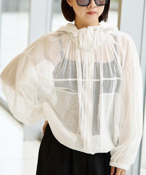 IENA LA BOUCLE（イエナラブークル）の「IENA LA BOUCLE ソフトメッシュパーカー（その他アウター・レディース・ホワイト/ブラウン・FREE）」の5枚目の写真