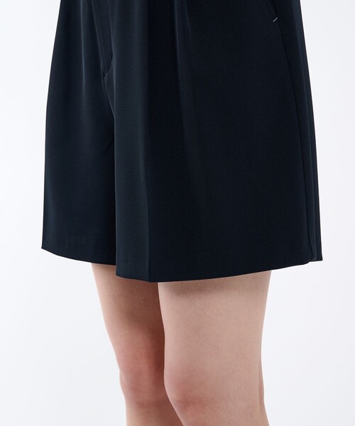 PUBLIC TOKYO（パブリックトウキョウ）の「ダブルタックハーフパンツ（その他パンツ・レディース・ネイビー/ブラウン・1/2）」の11枚目の写真