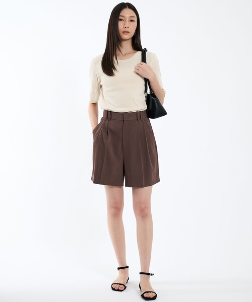 PUBLIC TOKYO（パブリックトウキョウ）の「ダブルタックハーフパンツ（その他パンツ・レディース・ネイビー/ブラウン・1/2）」の13枚目の写真
