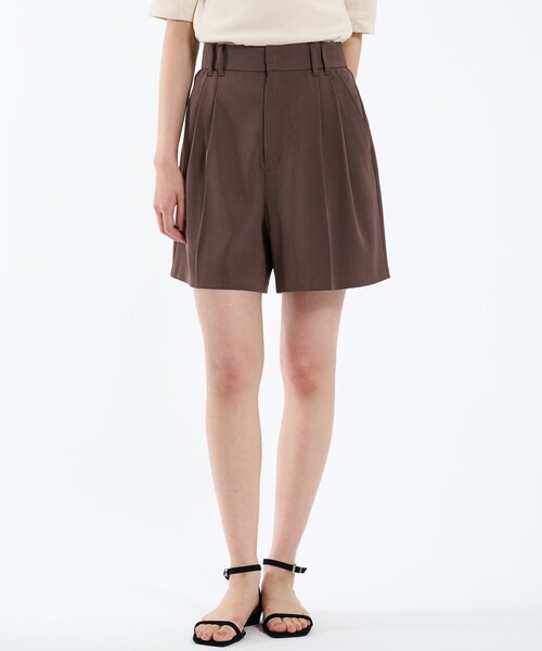 PUBLIC TOKYO（パブリックトウキョウ）の「ダブルタックハーフパンツ（その他パンツ・レディース・ネイビー/ブラウン・1/2）」の14枚目の写真