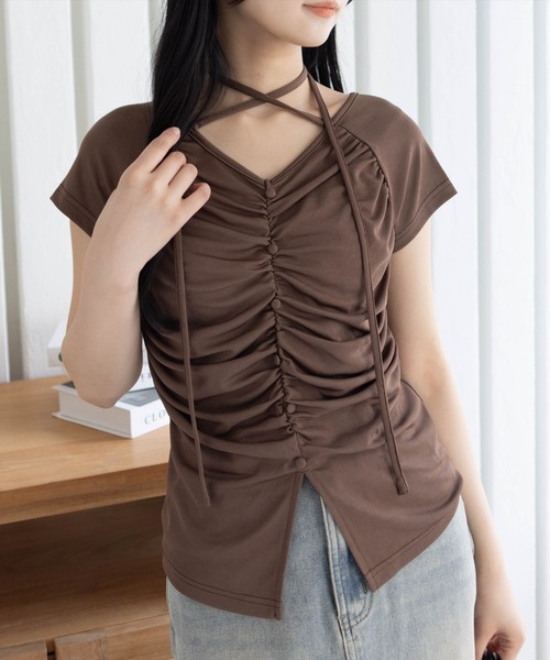 clear（クリア）の「ネックリボンフロントシャーリングカットソー[着回し抜群 大人 韓国ファッション]（Tシャツ/カットソー・レディース・イエロー系その他/ブラック/ピンク/ボルドー/グレー/ブラウン・F）」の3枚目の写真