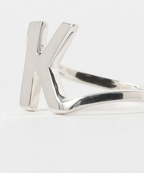 BEAMS BOY(ビームスボーイ)の「シルバー925 イニシャル リング(リング・レディース・A/R/M/K/H/Y/S・ONE SIZE)」の14枚目の写真