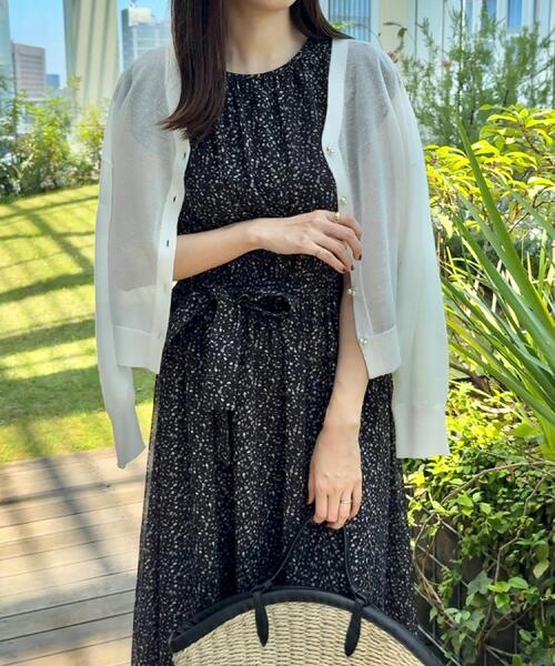 couture brooch（クチュールブローチ）の「【一枚で着映える・楽ちん・ドライタッチ】フリルスリーブワンピース（ワンピース・レディース・ブルー/サンドベージュ/ブラック系・36/40/38/42）」の10枚目の写真