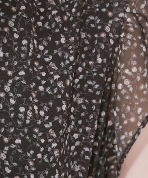 couture brooch（クチュールブローチ）の「【一枚で着映える・楽ちん・ドライタッチ】フリルスリーブワンピース（ワンピース・レディース・ブルー/サンドベージュ/ブラック系・36/40/38/42）」の7枚目の写真