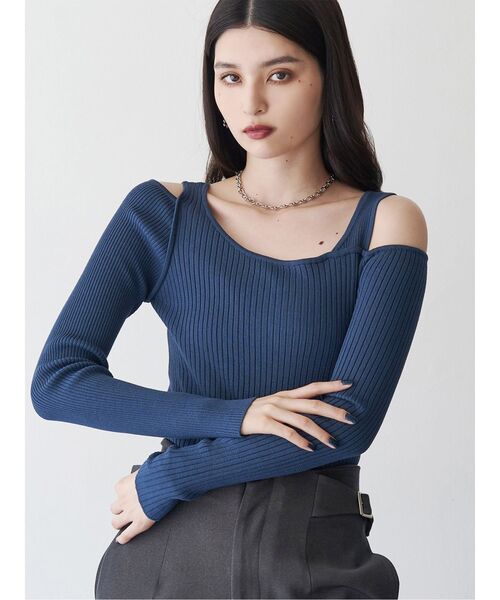 MURUA(ムルーア)の「ショルダーカットレイヤードライクリブニット(ニット/セーター・レディース・ブルー/ブラック/アイボリー・FREE)」の3枚目の写真